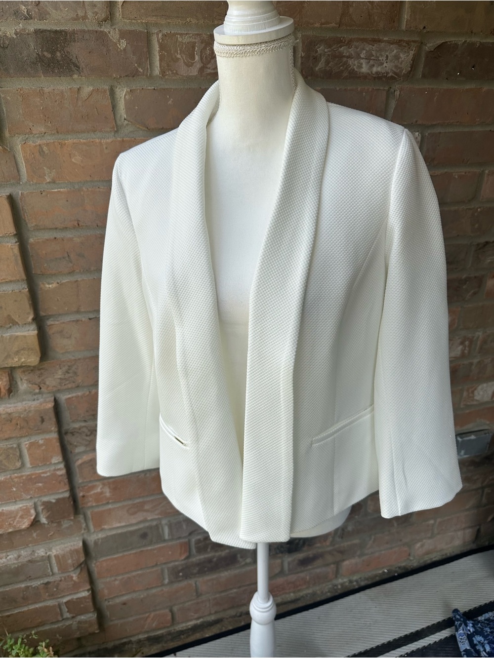Anne Klein Ivory Open-Front Textured Blazer
